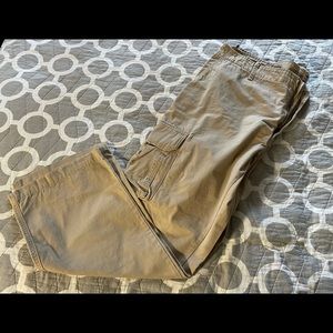 Old Navy “The Broken-In Cargo” Pants 42x32 Khaki